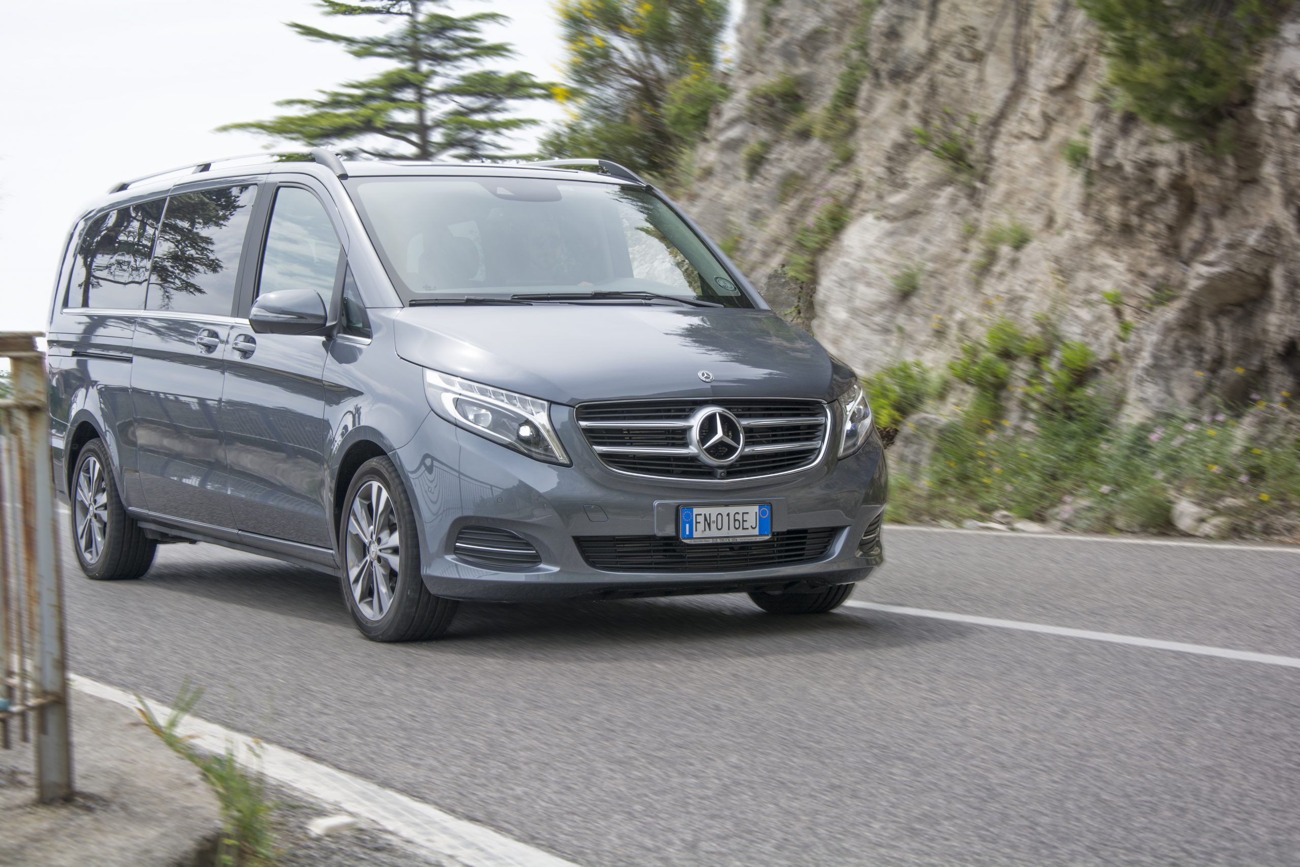 Mercedes V Class Minivan